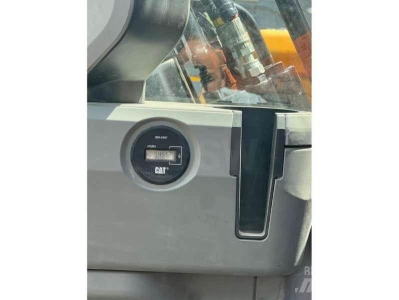 CAT 330F LN Vikšriniai ekskavatoriai