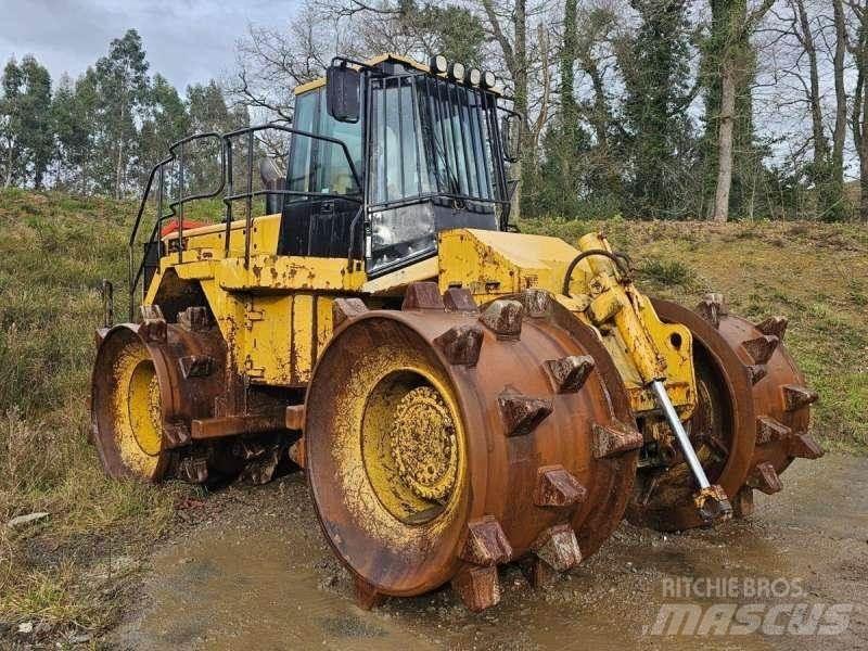 CAT 826GII Gruntiniai volai