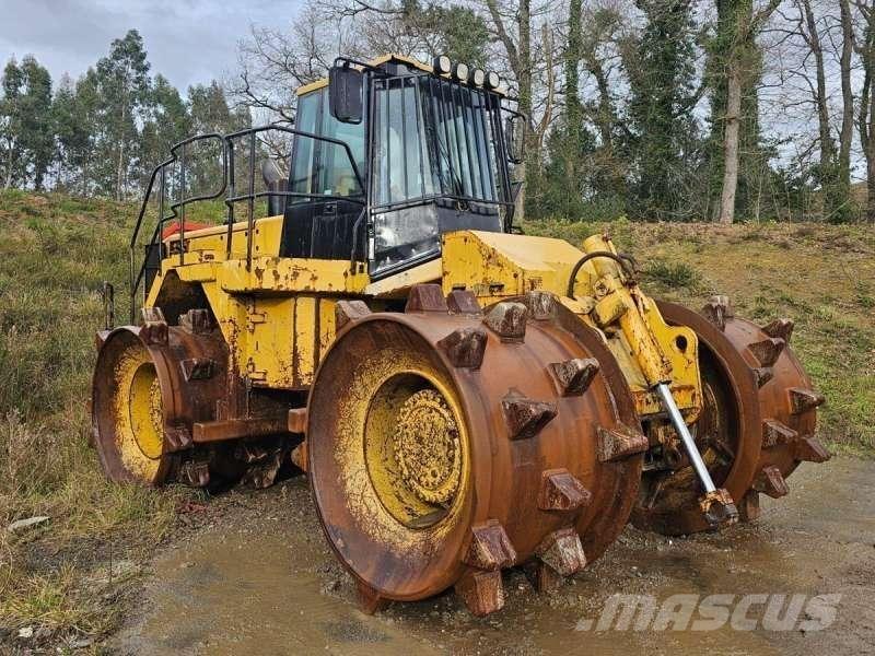 CAT 826GII Gruntiniai volai