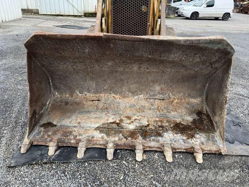 CAT 933C Vikšriniai krautuvai