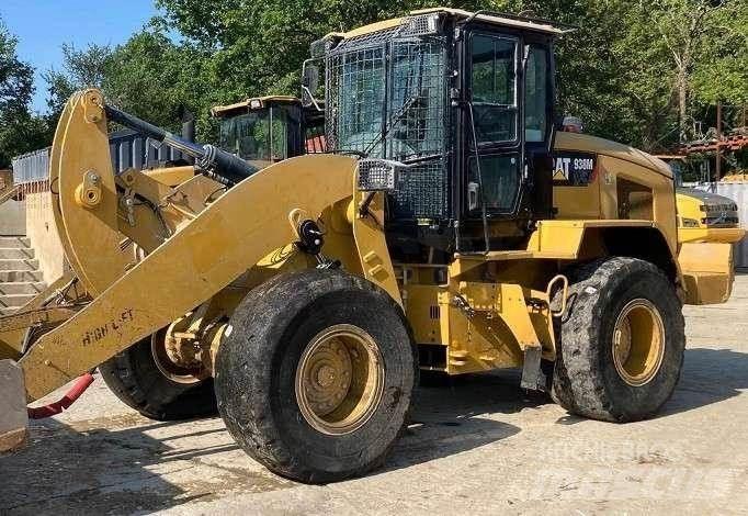 CAT 938M Naudoti ratiniai krautuvai