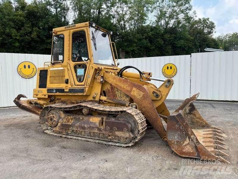 CAT 943 Vikšriniai krautuvai