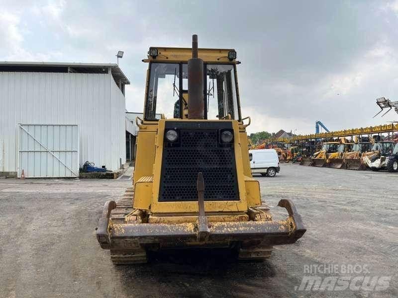 CAT 943 Vikšriniai krautuvai