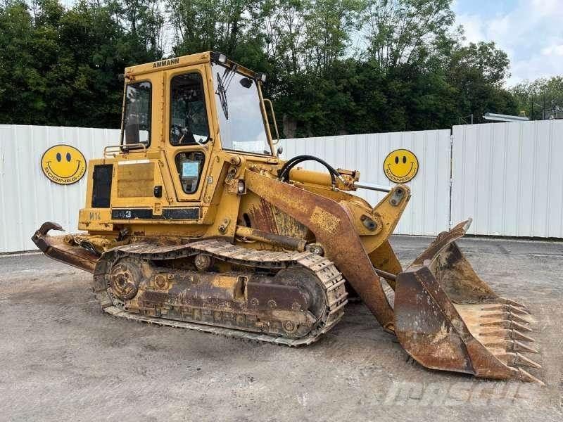 CAT 943 Vikšriniai krautuvai