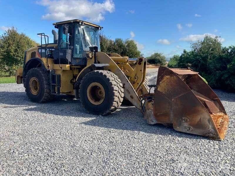 CAT 950M Naudoti ratiniai krautuvai