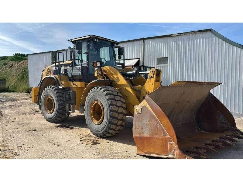 CAT 962K Naudoti ratiniai krautuvai