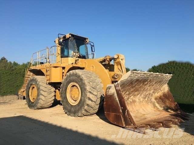 CAT 990 Naudoti ratiniai krautuvai