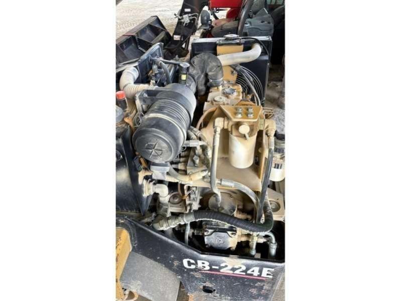 CAT CB-224E Gruntiniai volai