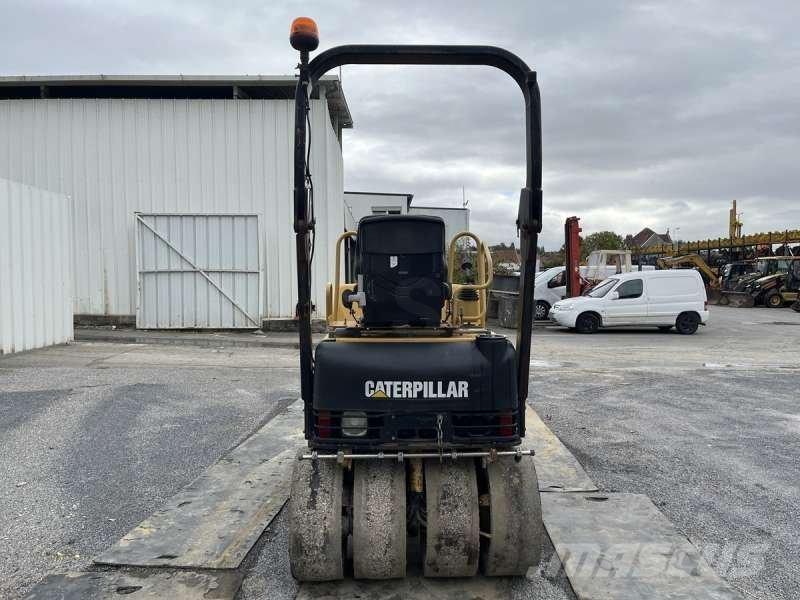 CAT CB225D Gruntiniai volai