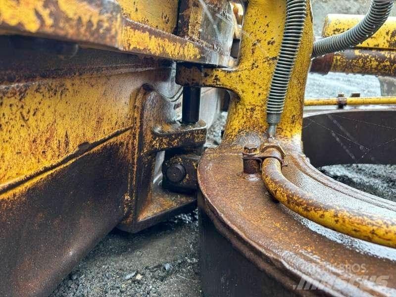 CAT D4H LGP Vikšriniai buldozeriai
