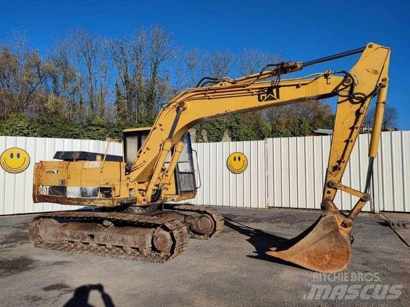 CAT E120B Vikšriniai ekskavatoriai