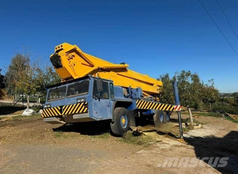 Condor 125/S Visureigiai kranai