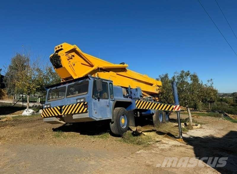 Condor 125/S Visureigiai kranai