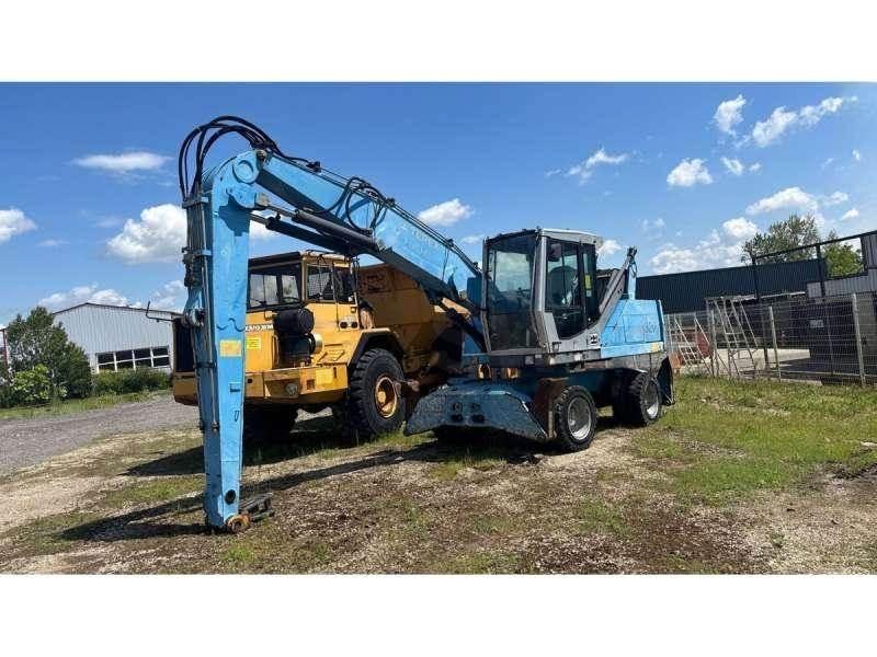 Fuchs MHL320 Atliekų / pramoniniai krautuvai