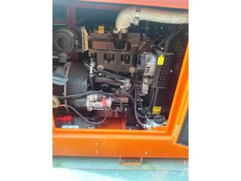  Gruau 22 KVA Dyzeliniai generatoriai