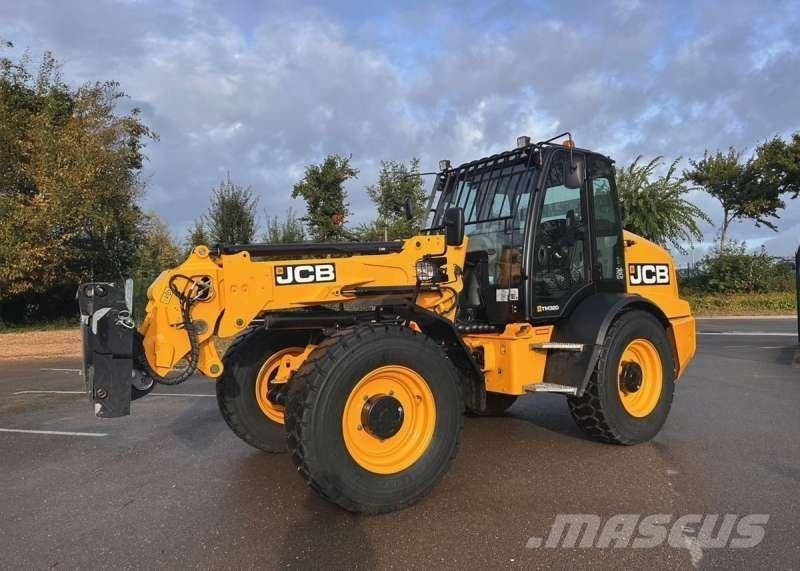 JCB TM320 Teleskopiniai krautuvai