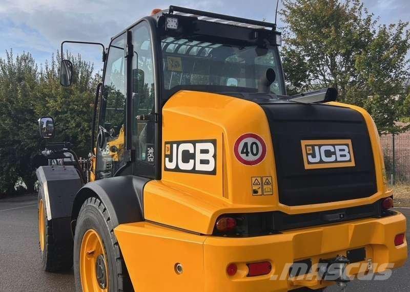 JCB TM320 Teleskopiniai krautuvai