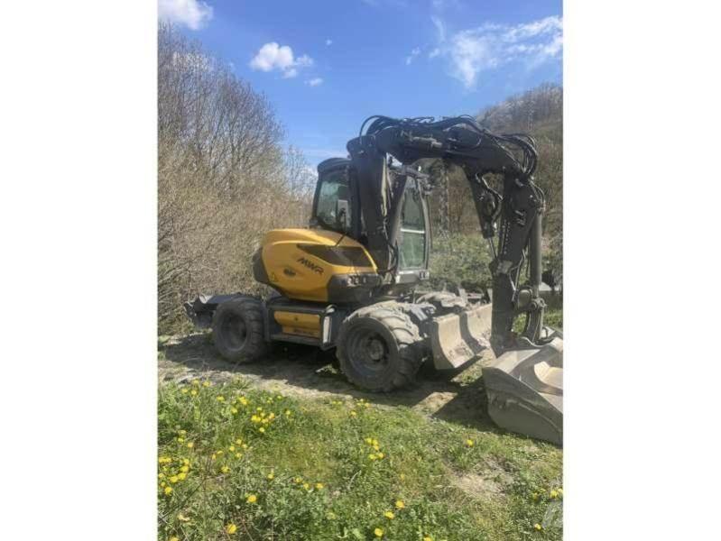 Mecalac 9MWR Ratiniai ekskavatoriai