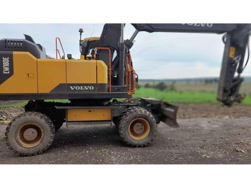 Volvo EW180E Ratiniai ekskavatoriai