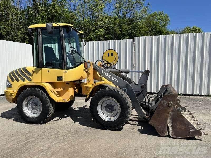 Volvo L30B-Z Mini krautuvai