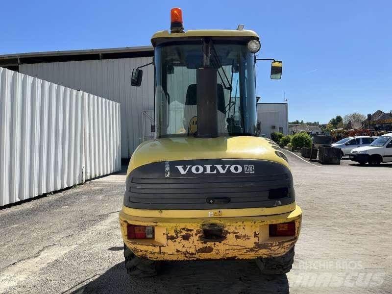 Volvo L30B-Z Mini krautuvai