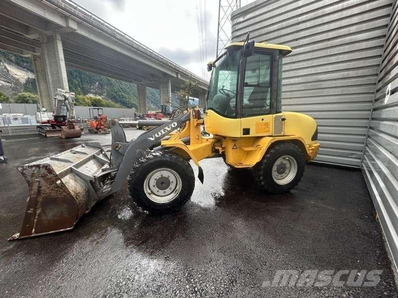 Volvo L30Z Mini krautuvai