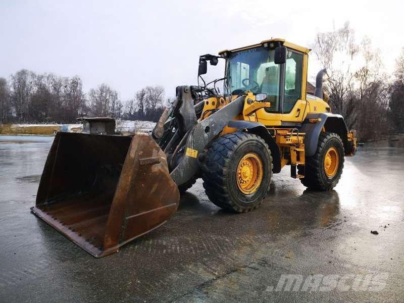 Volvo L70G Naudoti ratiniai krautuvai