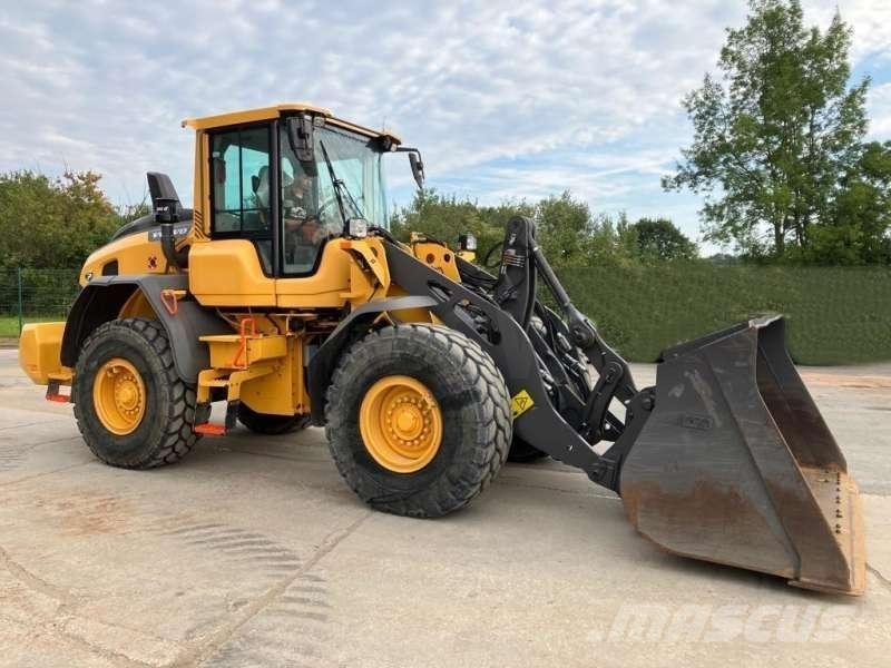 Volvo L90H Naudoti ratiniai krautuvai
