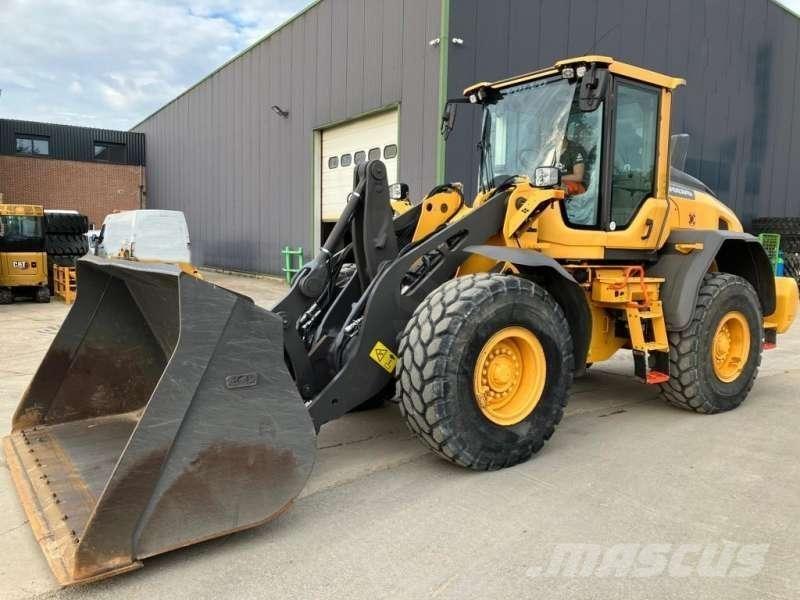 Volvo L90H Naudoti ratiniai krautuvai
