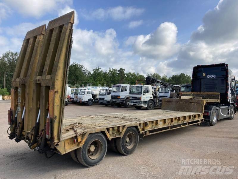 Actm S322 Autovežių puspriekabės
