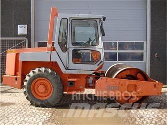Hamm 3011 Kiti volai