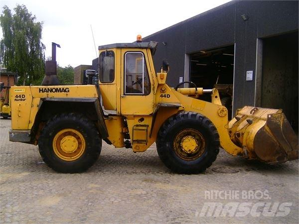 Hanomag 44D Naudoti ratiniai krautuvai