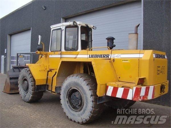 Liebherr 541 Naudoti ratiniai krautuvai