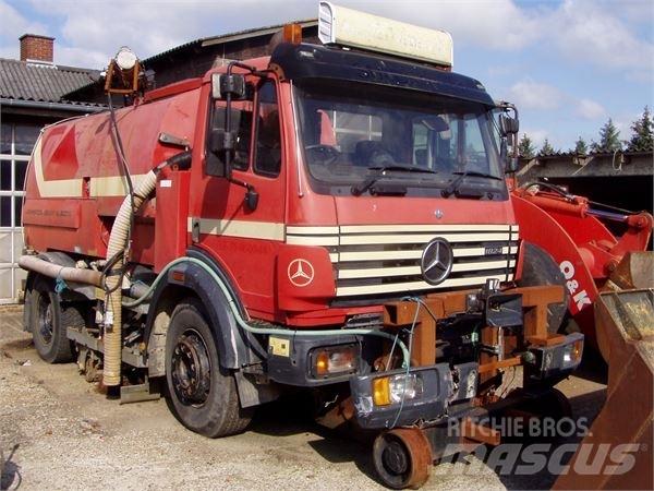 Mercedes-Benz 1824 Kita