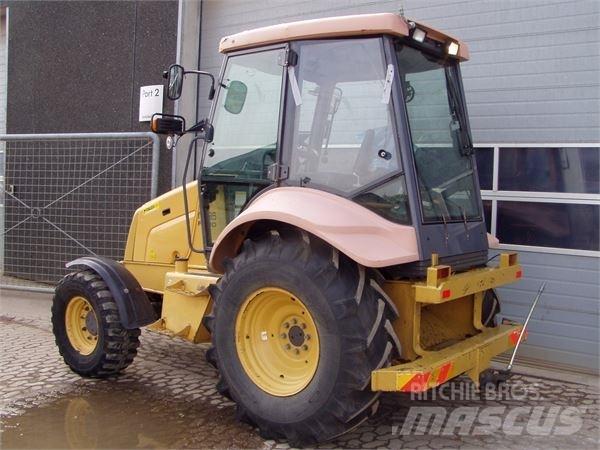 New Holland NH95 Traktoriai
