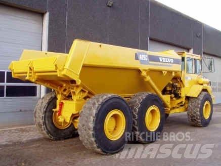 Volvo A25C Karjeriniai savivarčiai