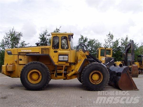 Volvo L120 Naudoti ratiniai krautuvai