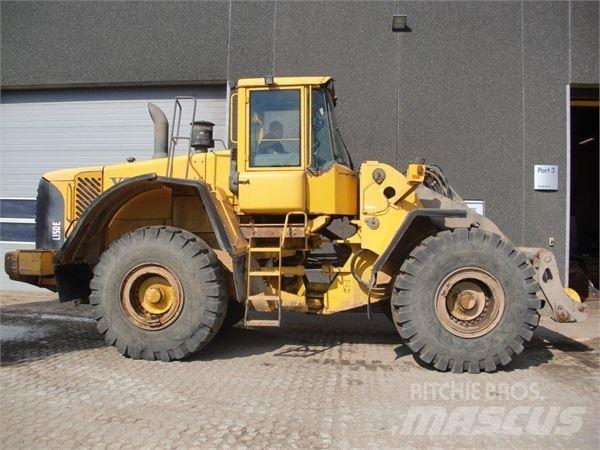 Volvo L150E Naudoti ratiniai krautuvai
