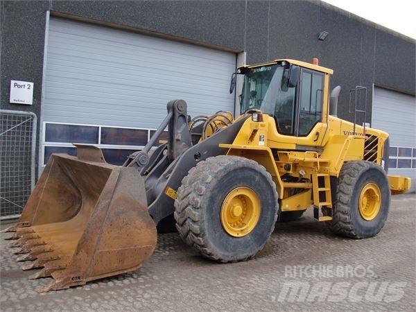 Volvo L150F Naudoti ratiniai krautuvai