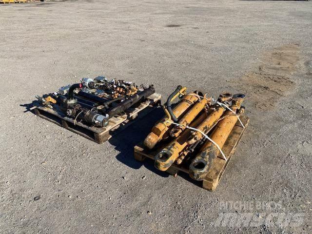 CASE 621 HYDRAULIKA Hidraulikos įrenginiai