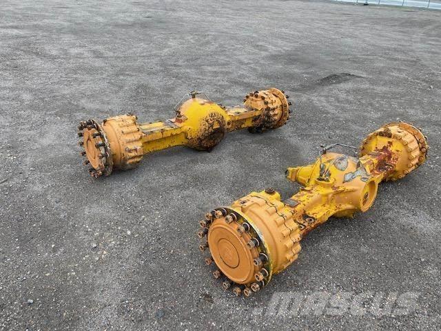 CASE 821 c axles Ašys
