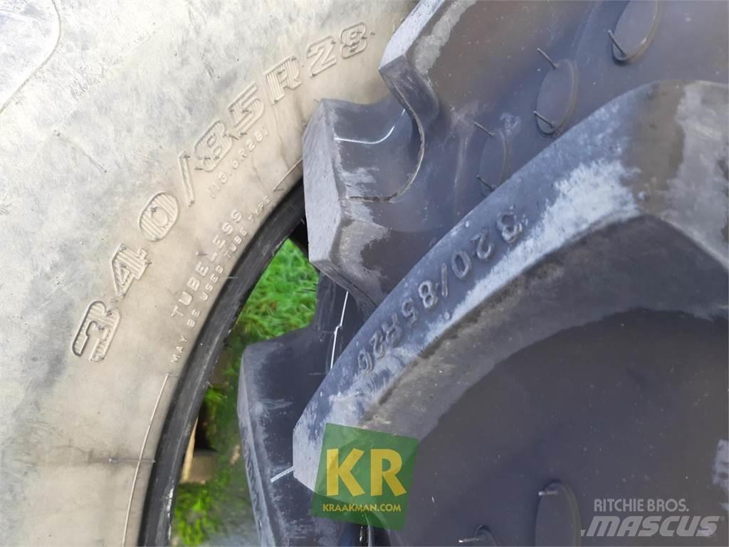 BKT 320/85R20 855 Padangos, ratai ir ratlankiai