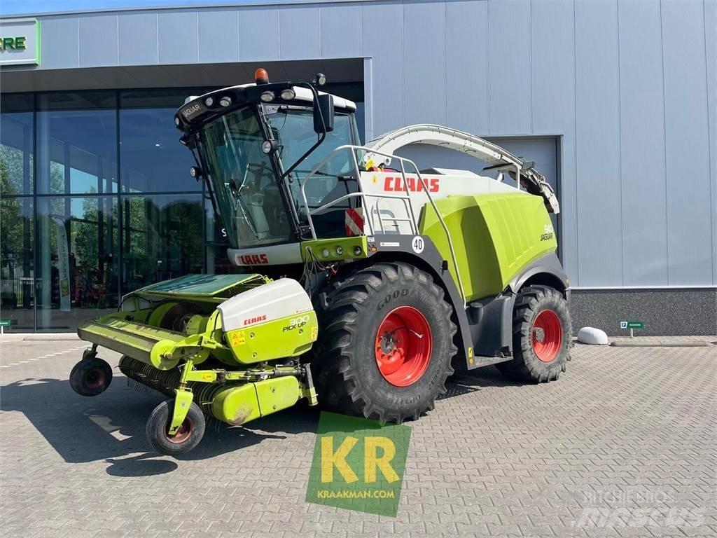 CLAAS JAGUAR 940 Pašarų kombainai