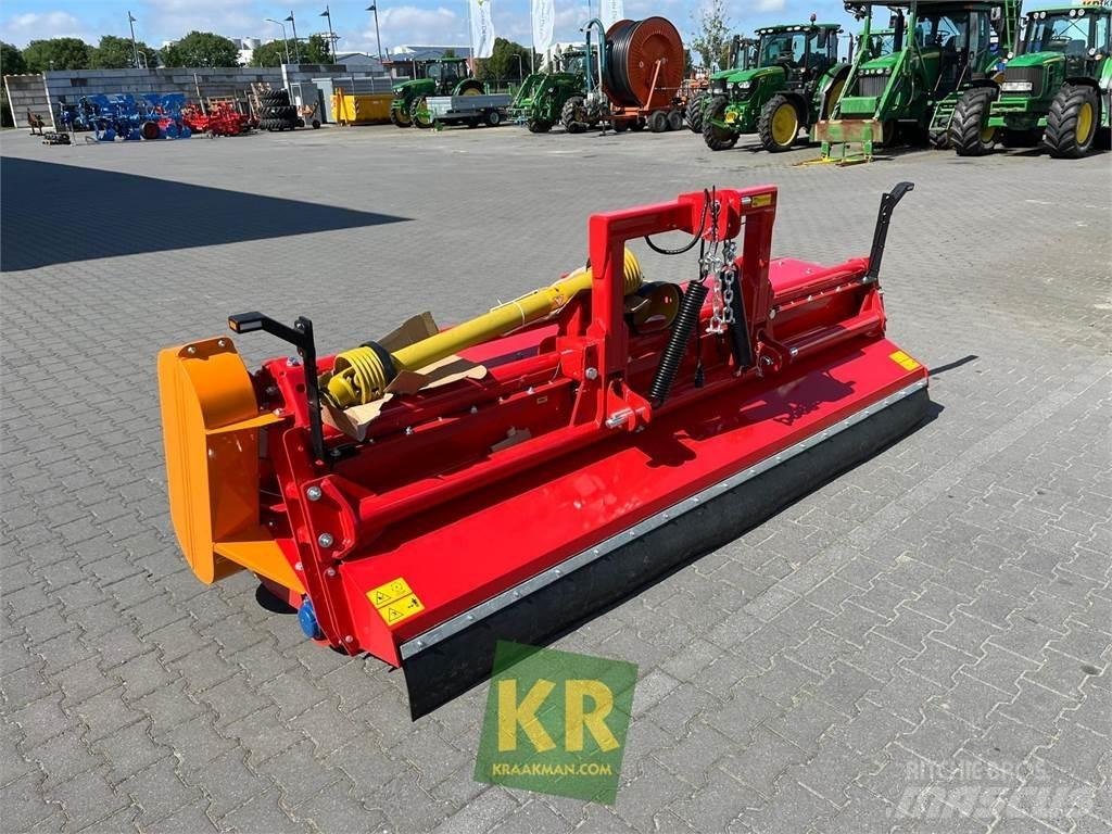 Dücker UM Ganyklų šienapjovės / rėžtuvės