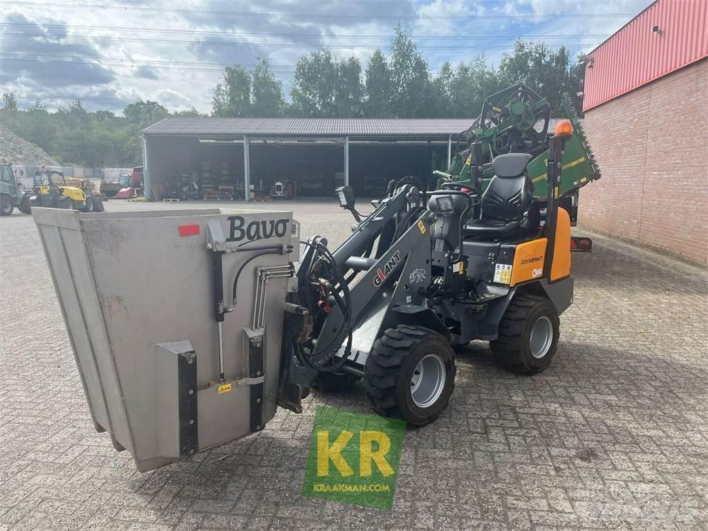 GiANT D332 Frontaliniai krautuvai ir ekskavatoriai