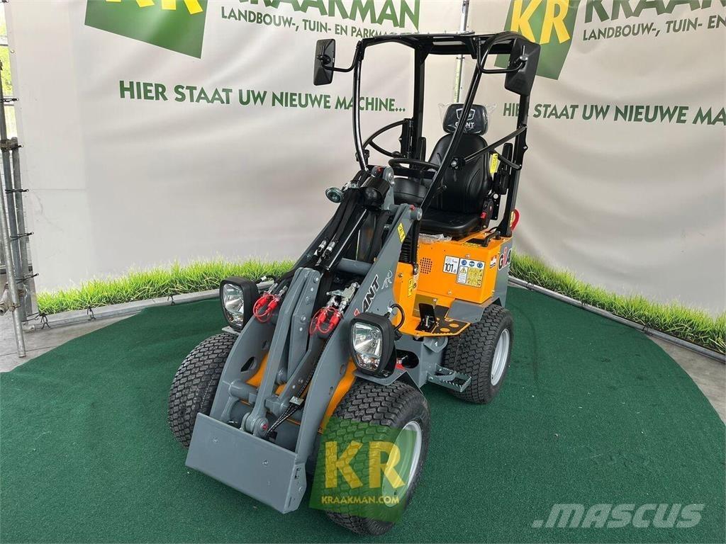 GiANT G1200 Frontaliniai krautuvai ir ekskavatoriai