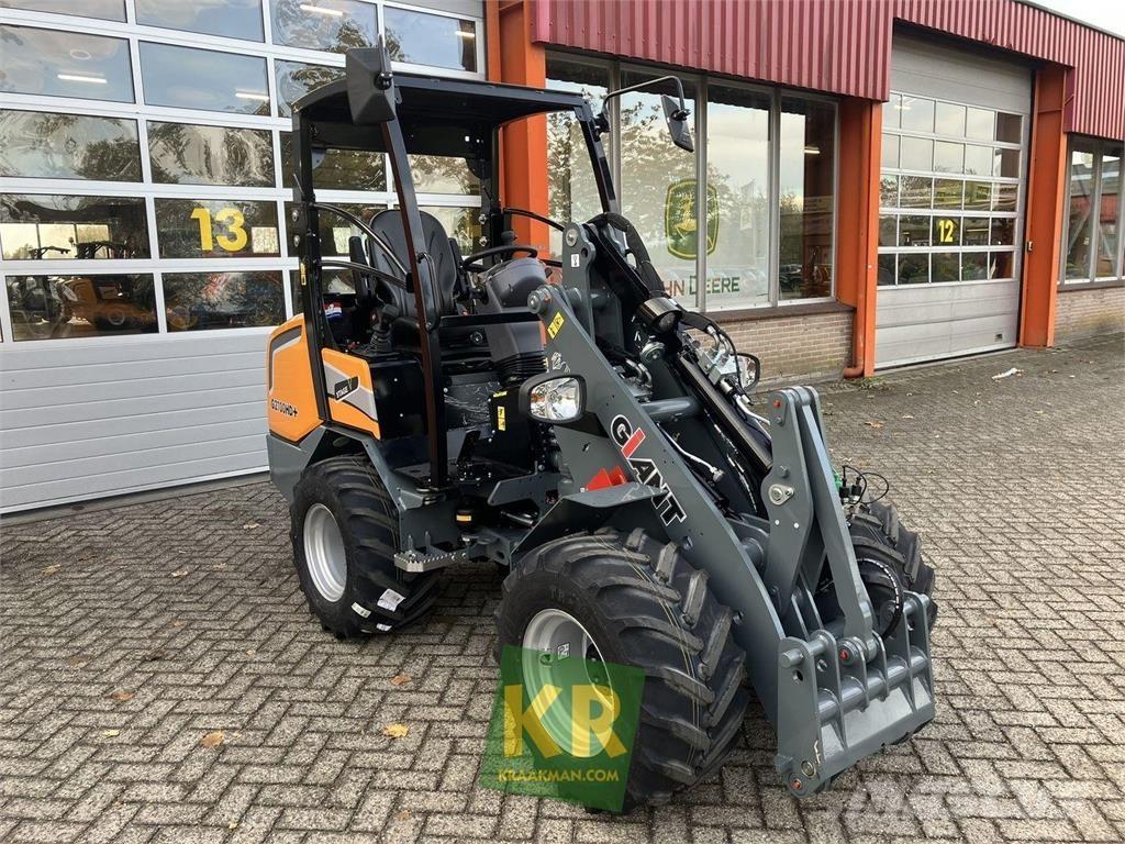GiANT G2700 HD+ Frontaliniai krautuvai ir ekskavatoriai