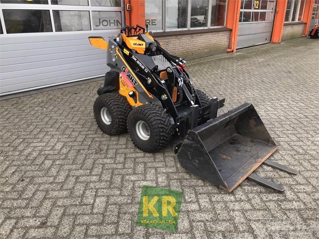GiANT SK252D Frontaliniai krautuvai ir ekskavatoriai