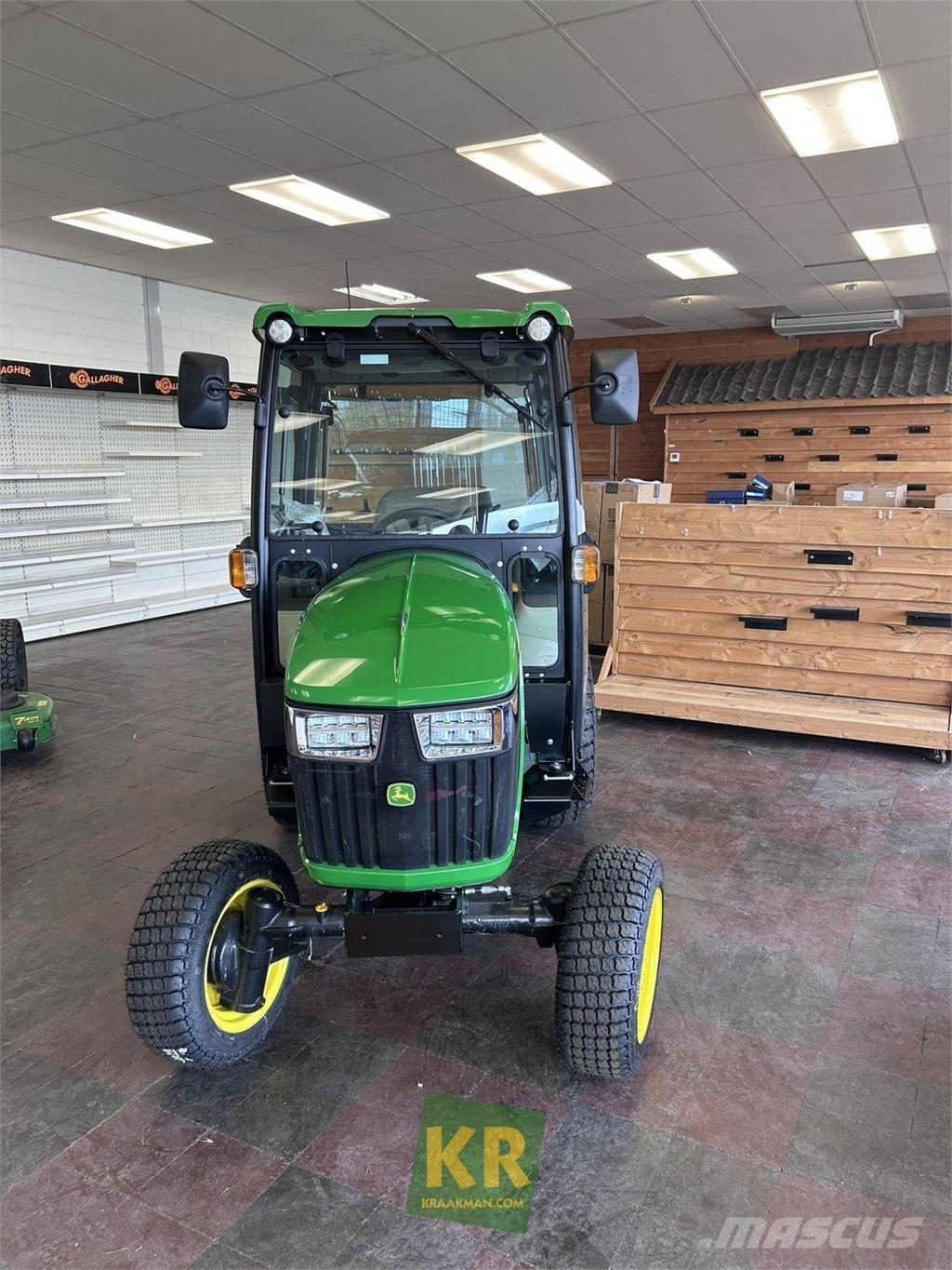 John Deere 2032R Naudoti kompaktiški traktoriai