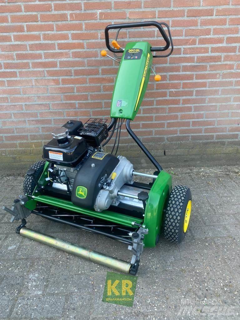 John Deere 260 Golfo laukų šienapjovės